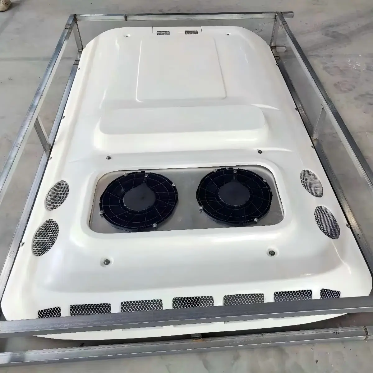 מקרר אוטובוס חשמלי WL14DB — מערכת קירור וחימום במתח גבוה