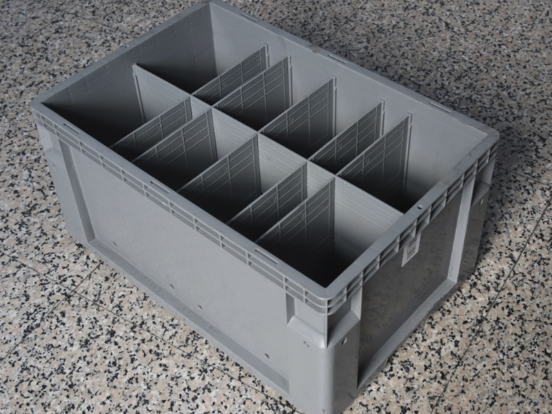 Why Automated Warehouses Need Standardized Logistics Containers