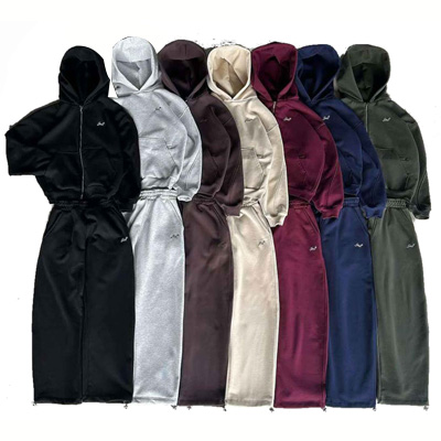 https://okki-shop.oss-accelerate.aliyuncs.com/category/368742/4843/d70cb3f1425c08bcf0c7462548185e60/Tracksuit.jpg