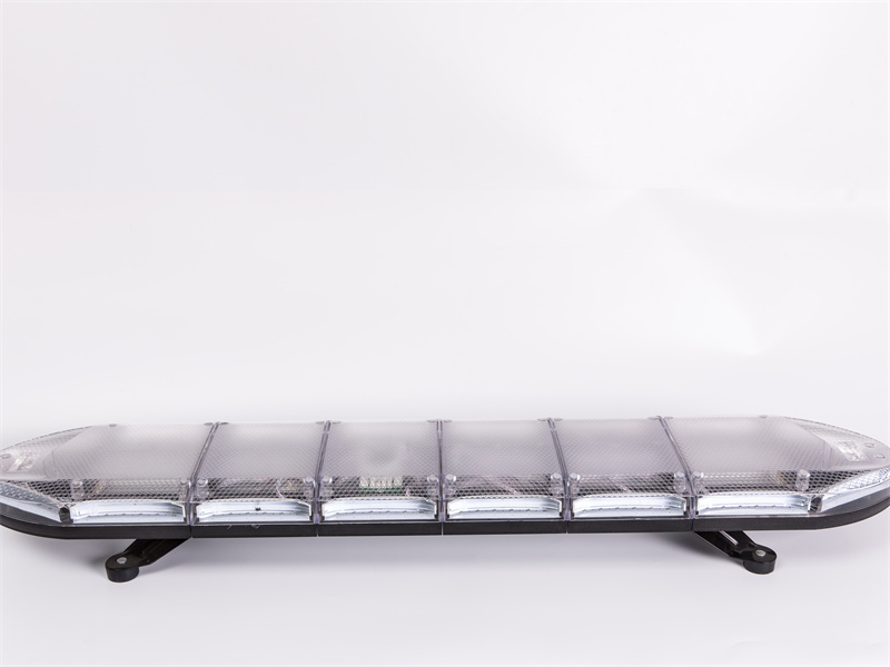LED39000 vs LED61000: Which R65 Lightbar Fits Your Fleet? (2026 Guide)