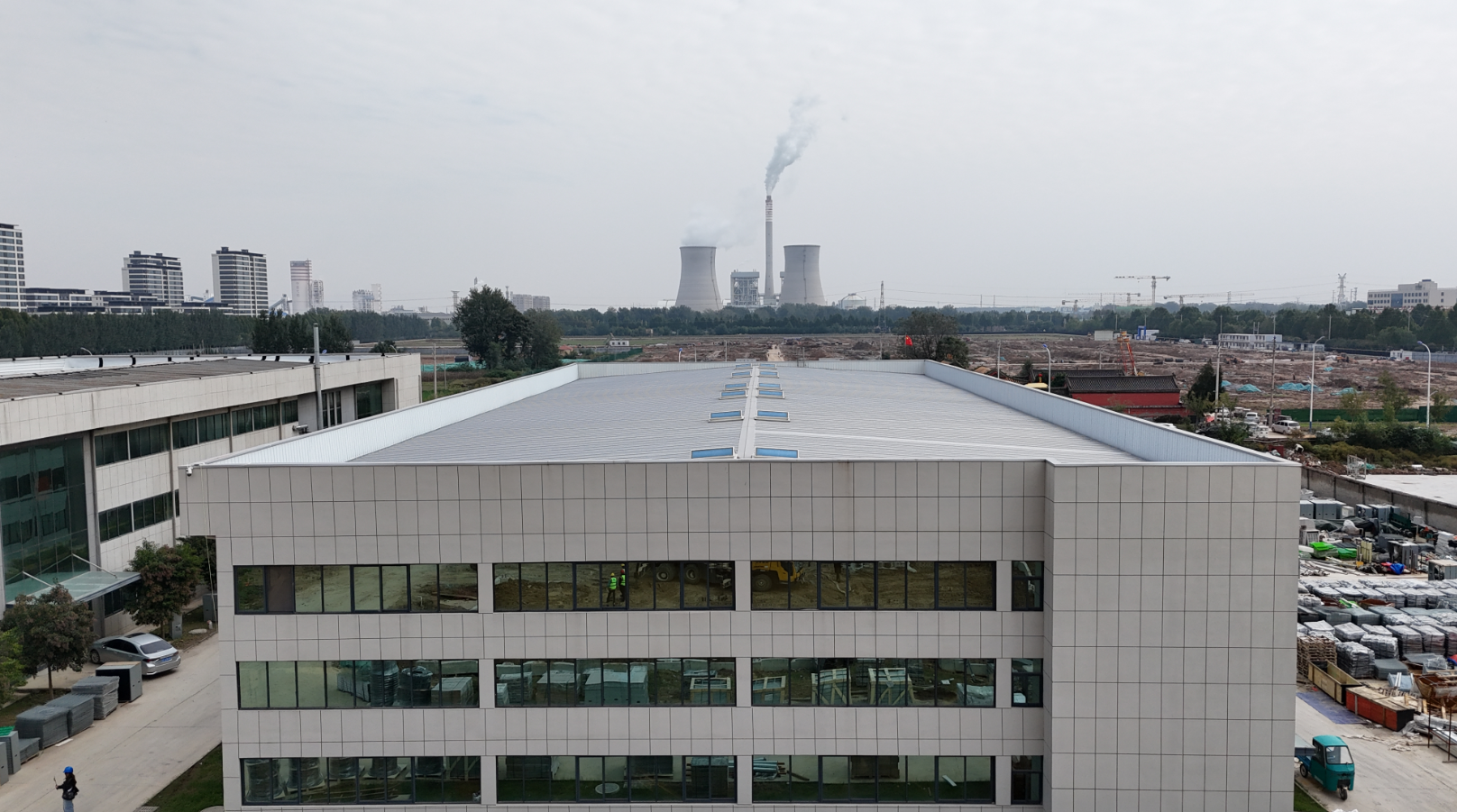 How to Plan Loading Bays in a Steel Structure Warehouse?
