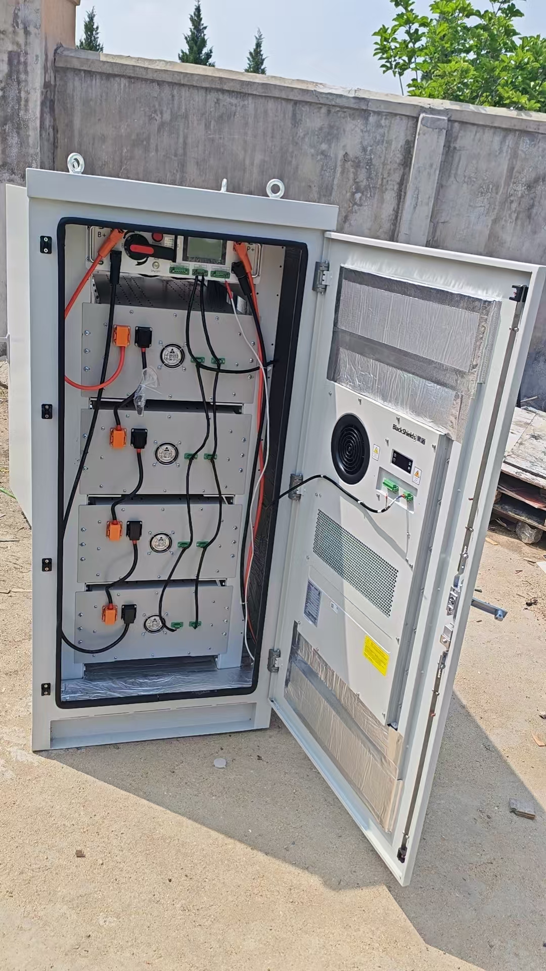 64kWh high-voltage energy storage cabinet