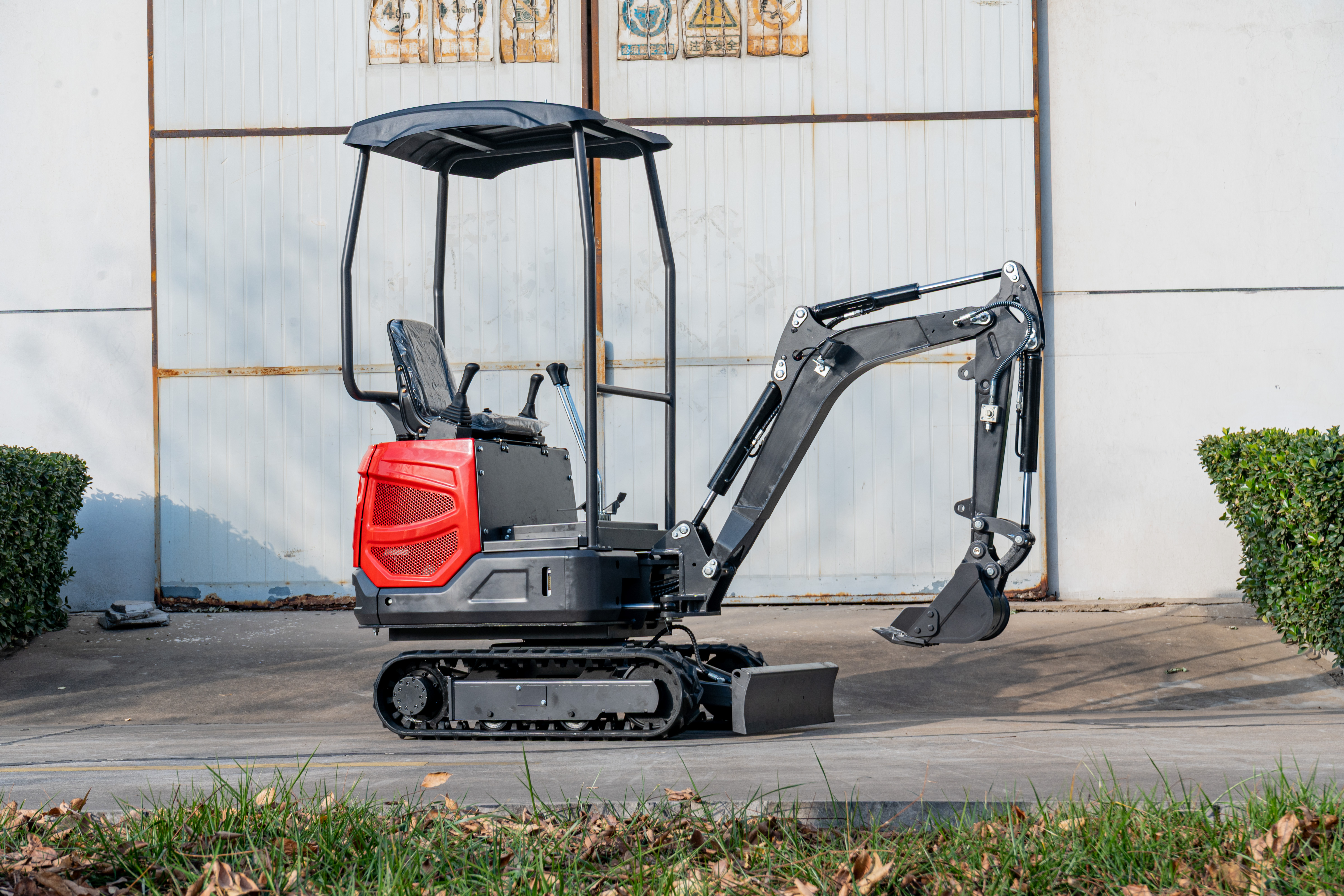 New 1.3 Ton Low Price Construction Red Excavator Track Extension Energy Saving Great Value Good Sale
