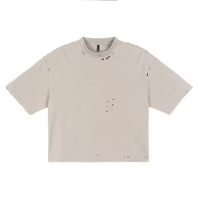 How does a blank clothes supplier support fast turnaround for wholesale orders?