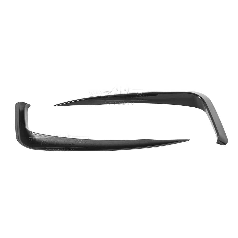 Jetta Front Bumper Side Vent Trim.jpg