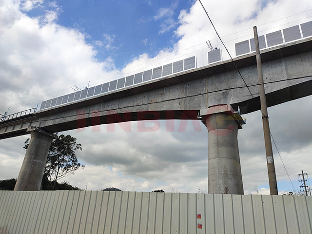 Modular-noise-barrier-panels-for-highway-bridges.jpg