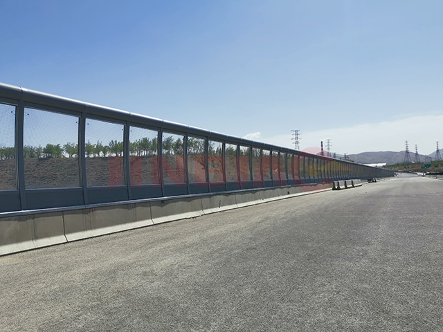 Bridge-noise-barrier-engineering-specifications.jpg